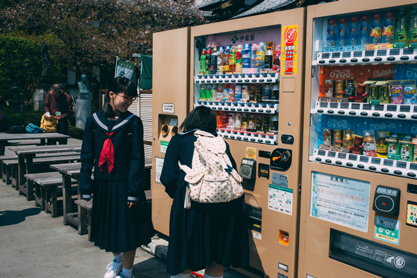 自動售貨機(jī) 自動售貨機(jī)